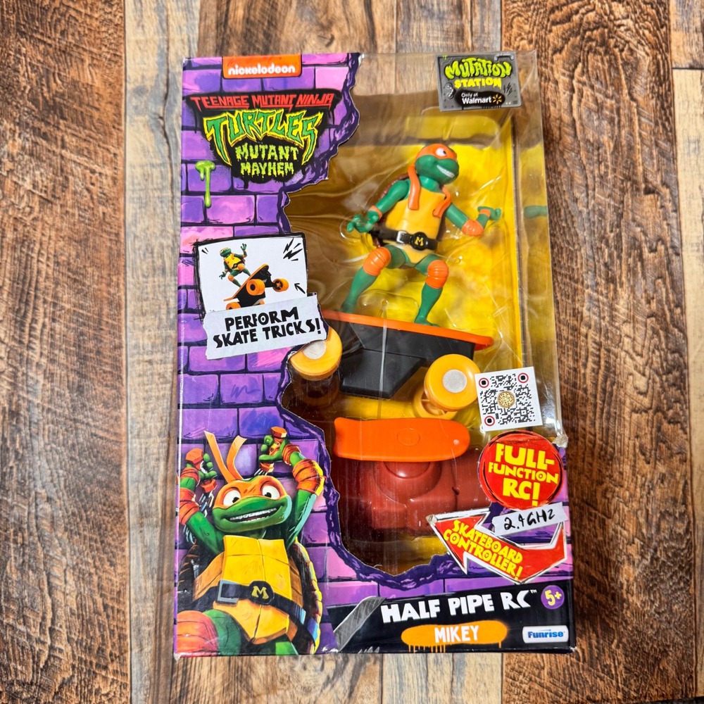 TMNT Mutant Mayhem Mikey Half Pipe RC Skateboard Controller Funrise‎ New